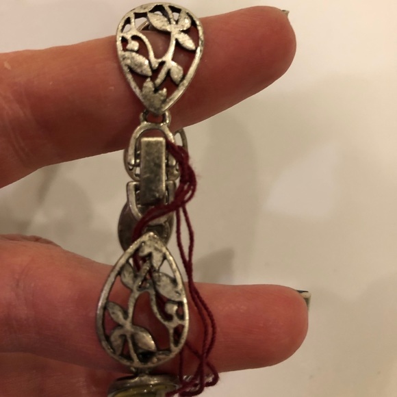 NWT Gem Bracelet - Picture 2 of 4